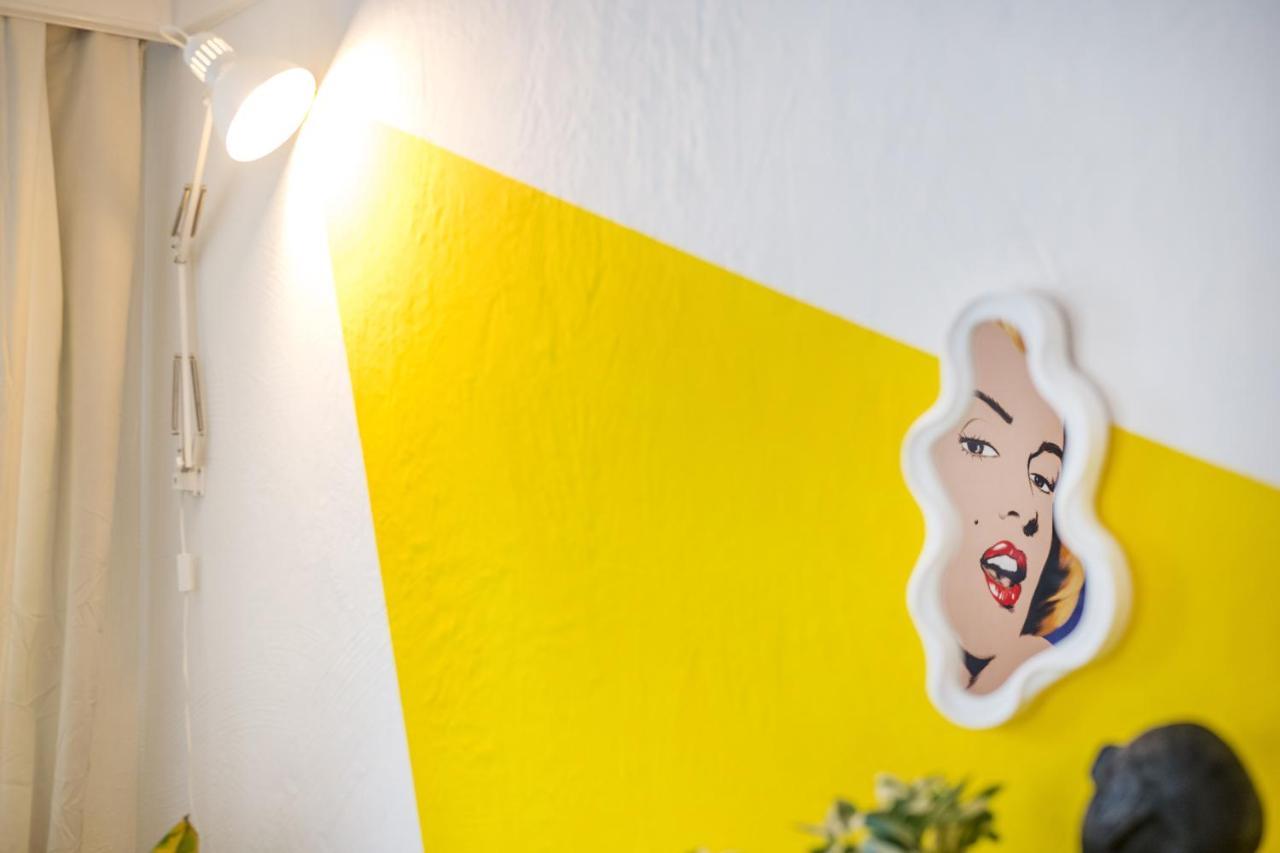 Pop Art Loft Ueber Den Daechern Von Koblenz Coblenza Exterior foto